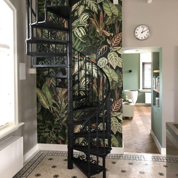 cast iron spiral staircase Saint-Tropez de Luxe